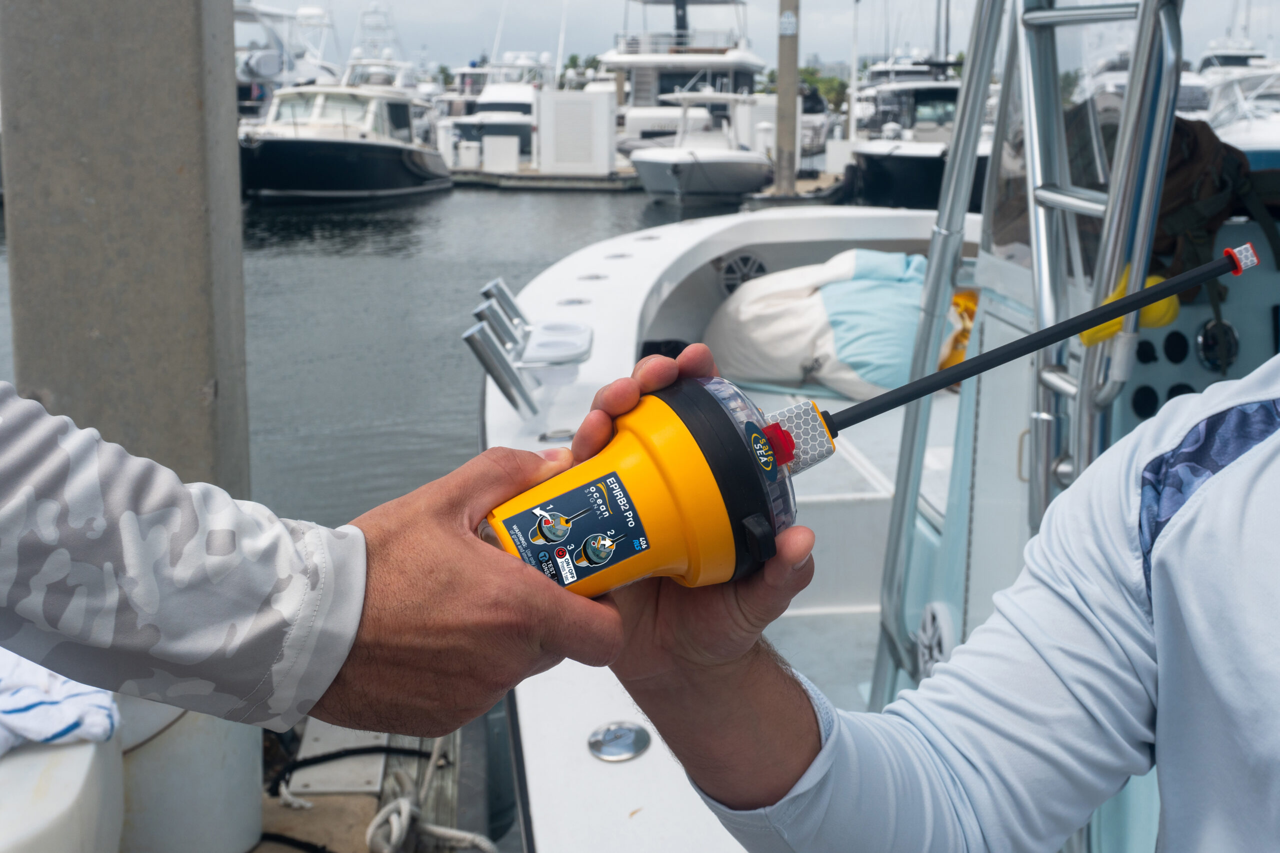 ocean-signal-rescueme-epirb2-pro-seenotfunkbake-float-free image 8